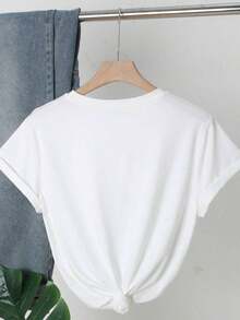 Nueva camiseta casual de verano con estampado de mariposas, top casual de manga corta y cuello redondo, camiseta unisex de algodón suelto de estilo vintage urbano para mujer, primavera-verano. - Blanco - Ver 2