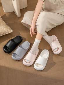 Unisex EVA Thick Sole Soft & Elastic Slippers, Minimalist Solid Color Cartoon Cute Bear Indoor Home Slippers, Fashionable Outdoor Wear For Street, Beach, Summer - Grey - View 1