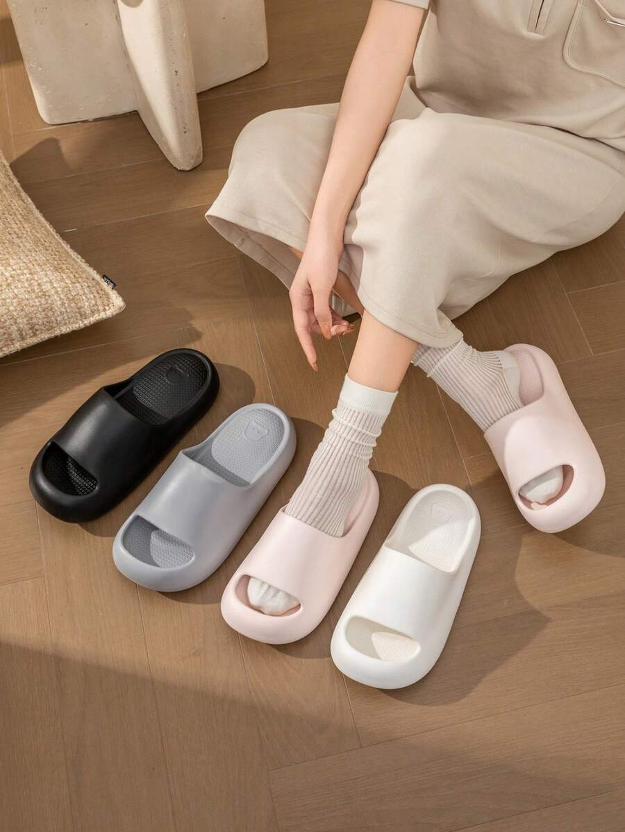 Unisex EVA Thick Sole Soft & Elastic Slippers, Minimalist Solid Color Cartoon Cute Bear Indoor Home Slippers, Fashionable Outdoor Wear For Street, Beach, Summer - Grey - View 1