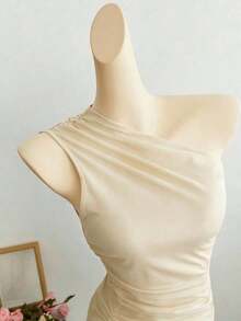 Blusa corta de un hombro con pliegues color albaricoque, minimalista, casual, elegante y versátil para uso diario de mujer, primavera/verano - Amarillo claro - Ver 4