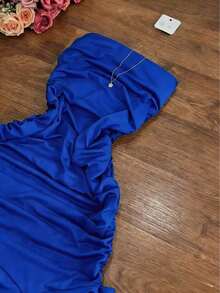 Elegante vestido ajustado de color vino tinto con cuello halter, con diseño asimétrico y fluido, perfecto para fiestas, vacaciones en la playa, festivales de música, salidas y citas, vestido ajustado de verano para mujer, vestido de fiesta para mujer - azul real - Ver 3