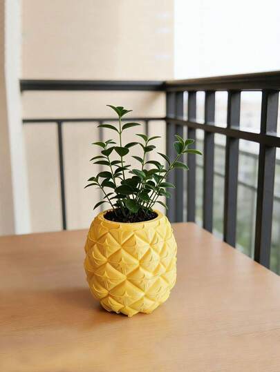 1pc Pineapple-Shaped Pen Holder & Planter - A Decorative Desktop Accessory Featuring A Pineapple Design, Serving As Both A Pen Holder And A Small Planter. This Pineapple-Shaped Desktop Organizer Is Ideal For Holding Pens And Stationery, Growing Small Plants, Or Storing Various Small Items.