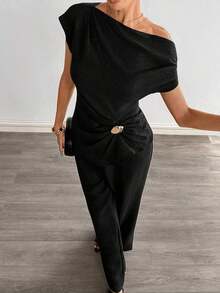 Conjunto informal de top con hombros fruncidos y decoración metálica, y pantalones de mujer de unicolor - Negro - Ver 6