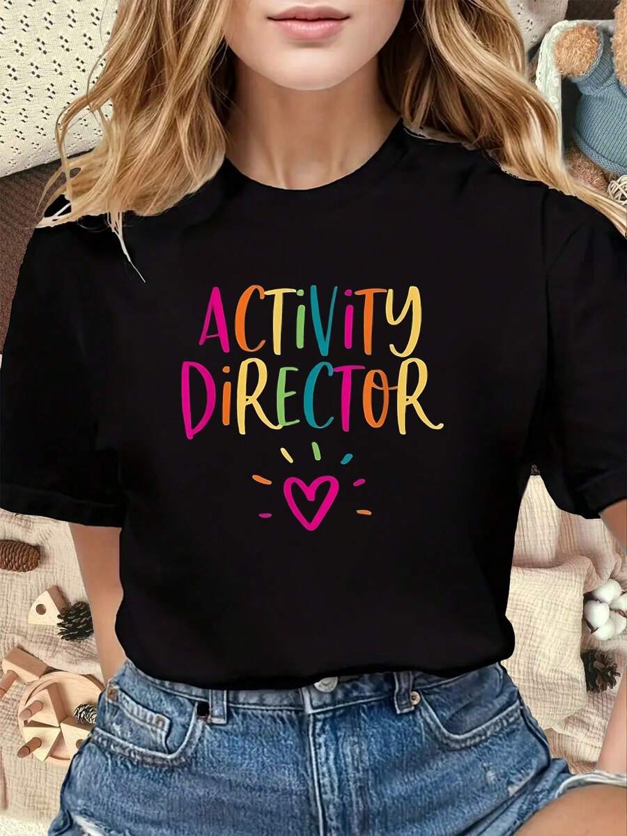 Camiseta de Director de Actividades Multicolor con Texto de Arcoíris y Diseño de Corazón para Eventos Drtidos y Fiestas, Camiseta de Cuello Redondo para Uso Casual, Manga Corta, Tejido Ligero para Todas las Estaciones