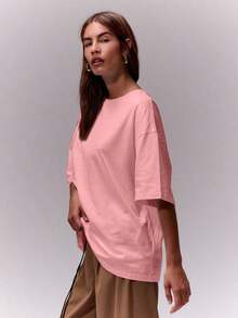 Camiseta de cuello redondo suave y oversize, parte de un armario cápsula casual, camiseta oversize para uso diario, aeropuerto, vuelta al colegio, elegante para primavera y verano, vacaciones - Rosa - Ver 4