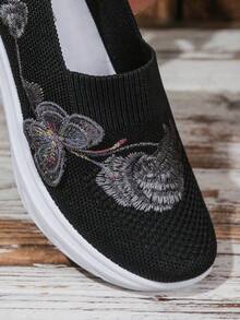 Embroidered Butterfly Slip-On Breathable Mesh Knit Soft Bottom Walking Shoes For Women, Summer - Black - View 3