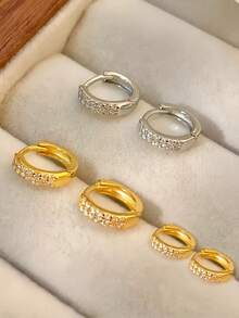 Bông tai bằng đồng mạ vàng 18K đính đá Cubic Zirconia, đường kính 11mm, không gây dị ứng, bền bỉ, kiểu dáng cổ điển... Thiết kế tối giản, trang sức unisex phù hợp để đeo hàng ngày, dự lễ hội, du lịch và tiệc tùng. - Nhiều màu - Xem 11