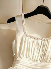 Blusa ajustada sin mangas con cuello y detalles de perlas falsas para mujer - Albaricoque - Ver 4