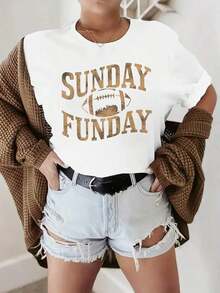 Camiseta gráfica para mujer "Sunday Funday" - Cuello redondo casual, manga corta, top de poliéster blanco con estampado de fútbol, lavable a máquina. Camiseta holgada, casual y versátil - Blanco - Ver 2