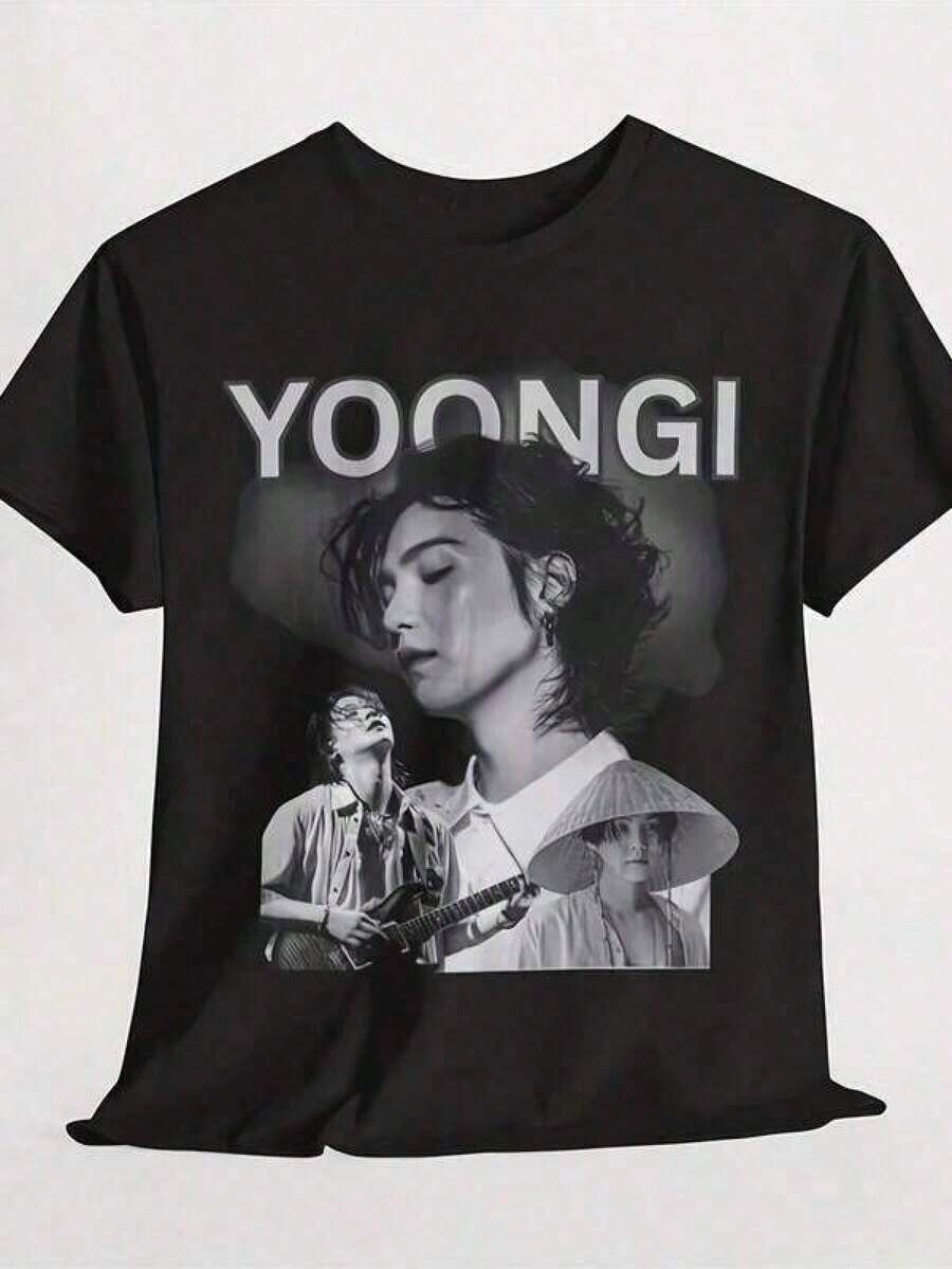 Vêtements pour hommes et femmes, t-shirts à manches courtes, t-shirts décontractés en coton, t-shirts graphiques YOONGI pour hommes et femmes | Lettrage blanc et imprimé vertical originaux, style rétro, vêtements décontractés unisexes - Noir - Voir 1