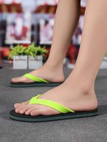 1 đôi dép xỏ ngón màu đen, dép lê nam mùa hè kiểu dáng thường ngày, đế dày chống trơn trượt, dép đi biển ngoài trời. - màu đen - Xem 7