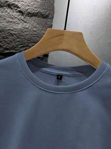 1 pieza Camiseta de hombre con estampado gráfico, ropa de playa de verano, camiseta de manga corta de corte holgado. Esta camiseta de hombre tiene un diseño casual y de estilo vacacional, muy adecuada para escapadas a la playa, así como para uso diario. - Verde militar - Ver 4