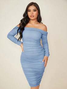 Vestido De Malla Entallado Con Hombros Descubiertos Con Pliegues - Celeste - Ver 6