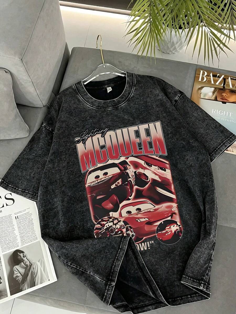 Men's Disney Washed Vintage Crew Neck Tee, Cars Lightning McQueen Collage Poster Print, Retro Casual Streetwear. - 黑色 - 查看 1