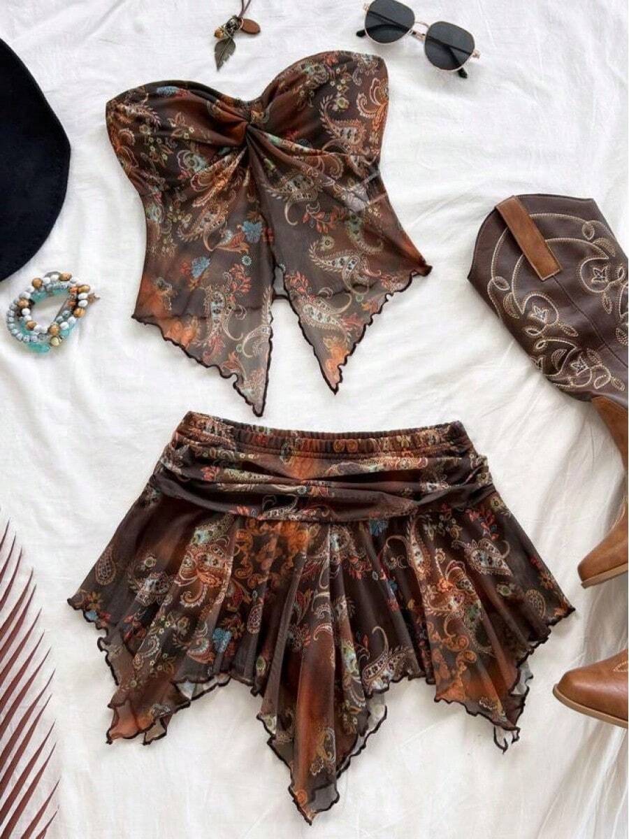 Nuevo conjunto de dos piezas estilo resort para mujer: top de malla estampado con diseño retorcido y falda irregular. - marrón café - Ver 1