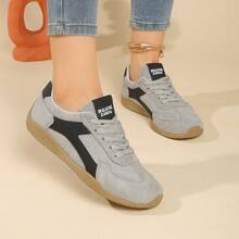 2026 Spring/Summer Plus Size Women's Casual Flat Soft Bottom Non-Slip Splicing Color Outdoor Sports Shoes, Breathable Student Skateboard Shoes - Grey - View 3