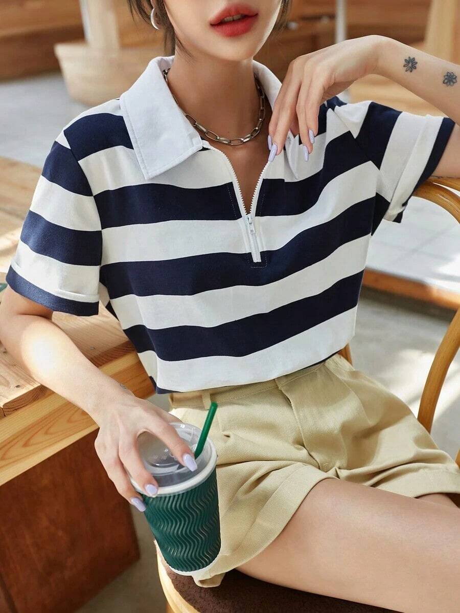 Camiseta Con Media Cremallera Y Estampado De Rayas - Azul y blanco - Ver 1