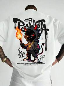 Iluminando el camino que tienes por delante, evitando que caigas al abismo. Camiseta Casual Deportiva de Estilo Urbano Y2K para Hombre con Estampado de Manga Corta de Moda que Muestra a un Pequeño Diablo Sosteniendo una Antorcha - Blanco - Ver 7