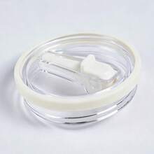 Một nắp đậy có ống hút thay thế dạng lật cho cốc giữ nhiệt 40 oz. Bao gồm một ống hút cùng màu miễn phí. Nắp thay thế trong suốt chống rò rỉ, chống tràn mới năm 2024, phù hợp với các phụ kiện cốc giữ nhiệt. - Nhiều màu - Xem 3