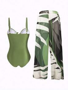 Traje de baño de una pieza con tirantes finos, cuello bajo y estampado de jacquard verde, talla grande talla, con pareo como conjunto de traje de baño de 2 piezas para vacaciones informales - Verde - Ver 2