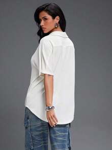 Top corto de manga corta con cuello en pico y escote pronunciado, sexy y casual para uso diario de las mujeres, de moda - Blanco - Ver 2