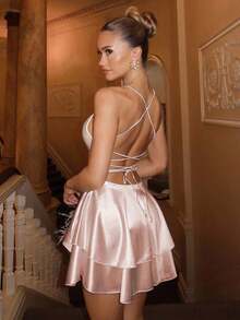 Vestido corto de mujer con tirantes finos y espalda descubierta con diseño cruzado - Rosa - Ver 2