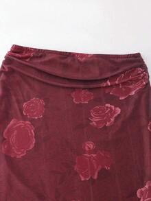 Set de 2 piezas con parte superior tipo bandeau con estampado de rosas y falda de sirena (estampado irregular) para mujer - Rosa Roja - Ver 4