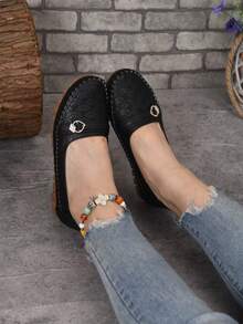 Women's Solid Color Casual PU Leather Strap Comfortable Lightweight Indoor/Outdoor Slippers, All Season - Black - View 4
