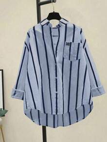 Camisa casual de mujer con bolsillo, hombros caídos, estampado de rayas verdes y parches, para primavera - Azul lavado oscuro - Ver 1