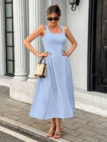 Vestido maxi elegante de mujer con cuello cuadrado, sin mangas y plisado de unicolor - Celeste - Ver 6