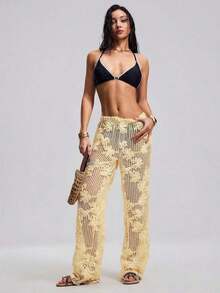 Swim Chiccia Atuendo de verano para mujeres, pantalones anchos y sueltos, tipo pareo para la playa, con diseño de malla calada y bordado floral - Amarillo - Ver 1
