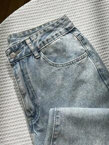 Jeans anchos lavados con pierna suelta y ajuste holgado para mujeres con bordado de mariposas y bolsillo adicional incorporado - Lavado ligero - Ver 3