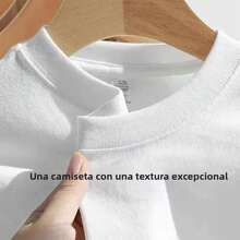 Camiseta de mujer de manga corta con texto MEXICO, letras arqueadas en efecto vintage combinadas con balón en rojo y verde y emblema con alas, cuello redondo. - Blanco - Ver 3