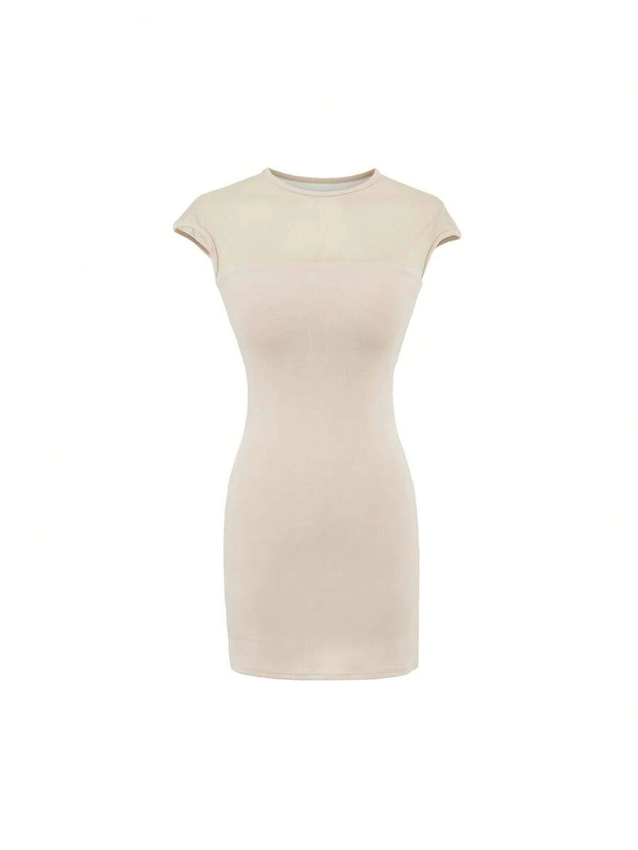 Vestido primavera-verano con combinación de tul, cuello redondo y manga corta, corte ajustado que estiliza y favorece la figura - Albaricoque - Ver 1