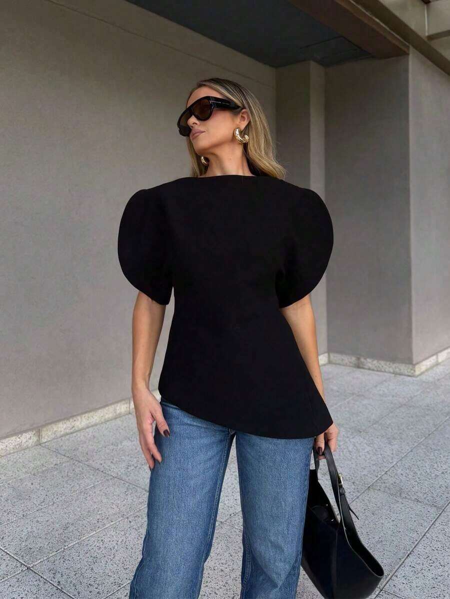 Blusa negra de mujer con cuello redondo, mangas de pétalos y bajo asimétrico, nueva y elegante para el verano - Negro - Ver 1
