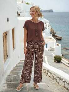 2 piezas Conjunto casual de mujer con pantalones rectos de cuello redondo y manga corta en colores contrastantes con estampado ditsy floral, para primavera/verano - Marrón - Ver 4