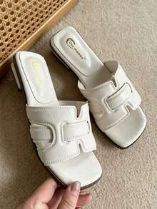 Nouvelles sandales ajourées, sandales à bride et talon bas pour femmes, chaussures de plage polyvalentes et décontractées pour l'été - Beige - Voir 3