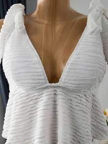 Conjunto de top halter y Bottom de bikini de tela texturizada especial para mujer, traje de baño de punto para vacaciones y playa, conjunto de traje de baño amarillo, conjunto de traje de baño amarillo tipo tankini con volantes, traje de baño ama - Blanco - Ver 5