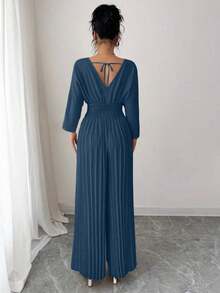 Mono elegante de pierna ancha con escote cruzado en V, mangas tipo murciélago y pliegues, en color liso para mujer - Niebla azul - Ver 2