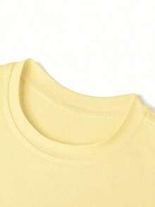 Camiseta gráfica COFFEE CLUB, camiseta casual de manga corta con cuello redondo para mujer, adecuada para verano, vacaciones, playa rosa. - Amarillo claro - Ver 5