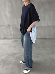Camiseta minimalista de mujer con bloqueo de color y botones en la espalda, para uso casual diario, ropa de otoño - Azul - Ver 4
