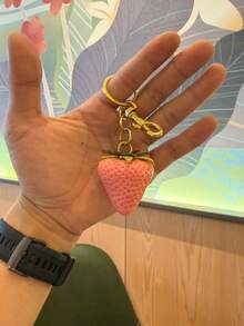 1pc Strawberry Shaped Creative Keychain, Cute Bag Charm Accessory, Fruit Keyring Pendant - Multicolor - View 5