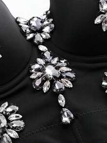 Top camiseta con decoración floral y de strass, estilo Y2K para mujer - Negro - Ver 6