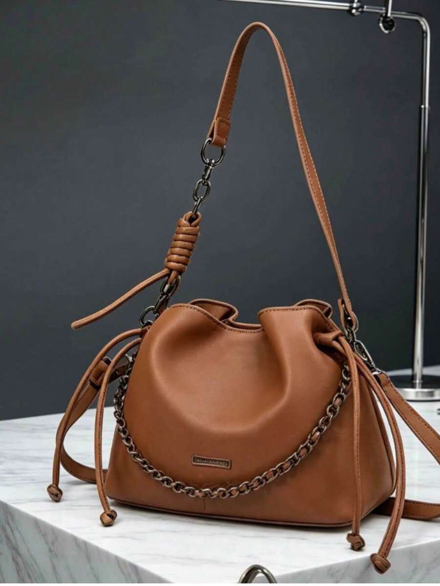 Women's Bucket Bag With Crossbody Chain Strap - Casual And Versatile Style - Granate - Ver 1