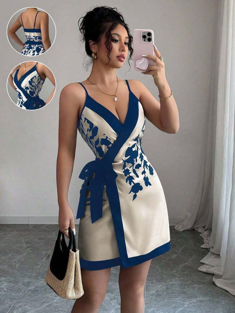 Vestido mini sexy y elegante con cuello en V estilo envolvente y estampado para mujeres - Lavado ligero - Ver 1