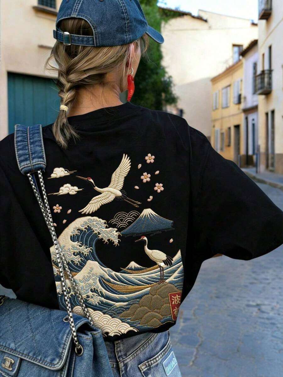 Nueva camiseta de verano de manga corta y cuello redondo, de estilo casual con estampado de olas y grullas japonesas, una blusa versátil y elegante para mujeres - Negro - Ver 1