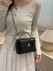 2026 New Embroidered Rhombus Pattern Niche High-Quality Makeup Box, Mini Lipstick Bag, Shoulder Crossbody Bag - Black - View 8