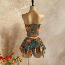 Nuevo conjunto de dos piezas estilo resort para mujer: top de malla estampado con diseño retorcido y falda irregular. - Flor - Ver 4