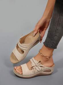 Hollow Buckle Design Thick Sole Sandals, Fashionable And Comfortable, Versatile For Daily Wear And Vacation - Apricot - View 5