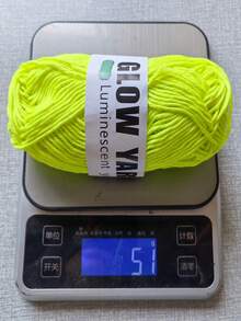 50g Hilo especial fluorescente, hilo luminoso hecho a mano para tejer muñecos de peluche y figuras DIY que brillan en la oscuridad - Multicolor - Ver 5